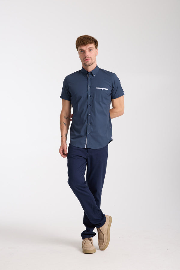 Iconic Poplin Stretch Man Shirt Short Sleeve Blue