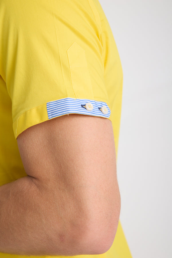 Iconic Poplin Stretch Man Shirt Short Sleeve Yellow