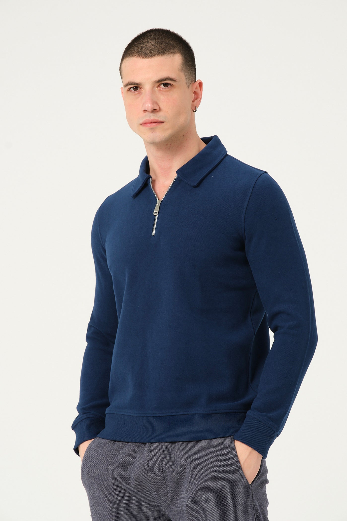 Maglione Blu da Uomo con Mezza Zip – Camicie - Main Image