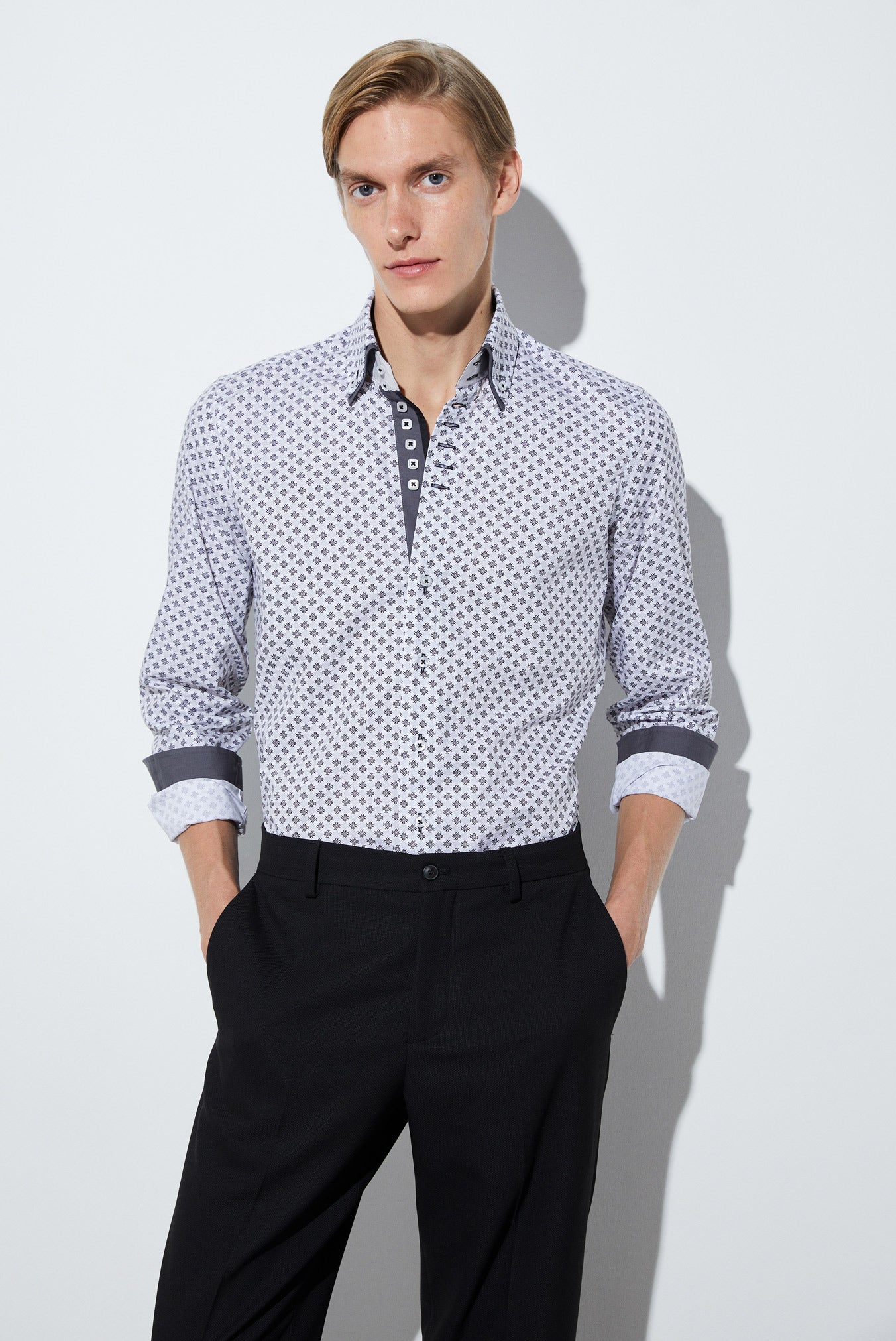 Easy-iron Shirt - Black/patterned - Men
