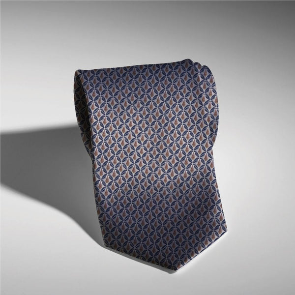 Silk Man Tie White Blue